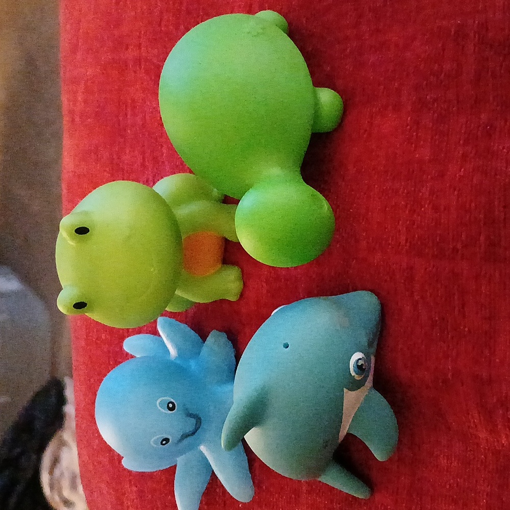 ❤️ FINAL REDUCTION. BATHTUB TOYS